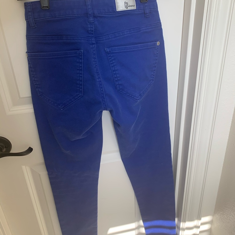 Blue jeans! - Picture 2 of 4
